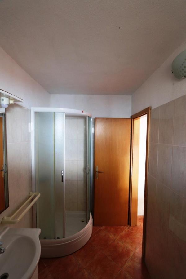 Holiday Home Milan Borje オレビック エクステリア 写真
