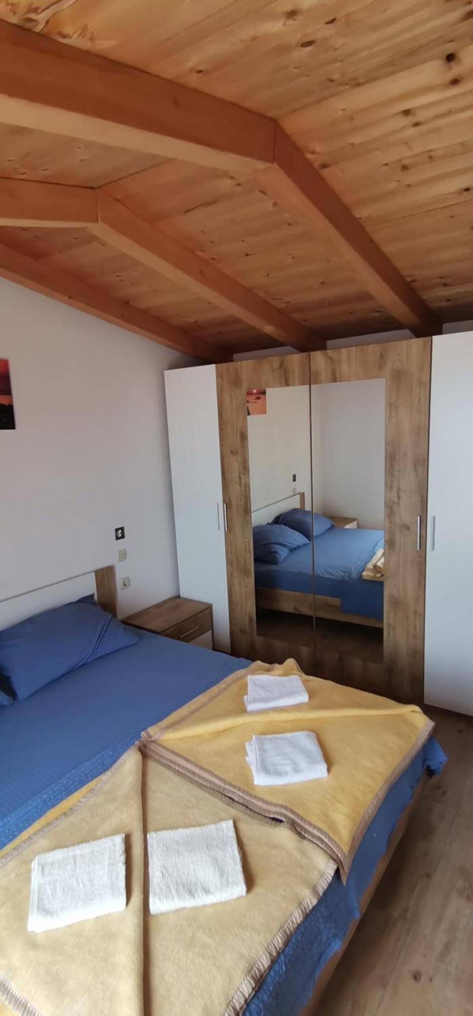 Holiday Home Milan Borje オレビック エクステリア 写真